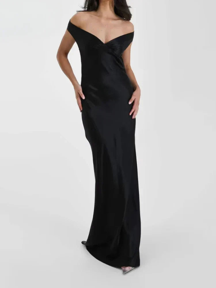 שמלת סאטן-קנדי